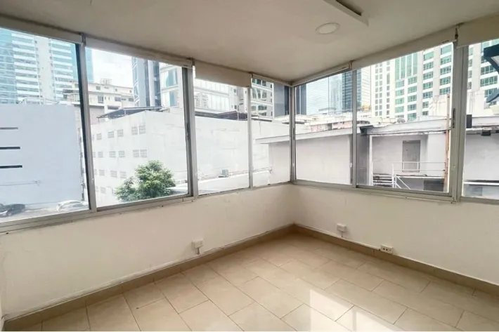 Alquiler de oficina en Área Bancaria, Obarrio