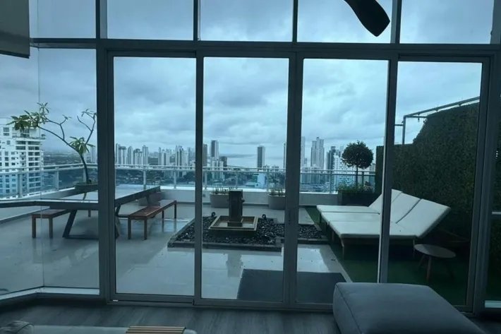 Alquiler de apartamento amoblado tipo Loft en San Francisco, Panamá