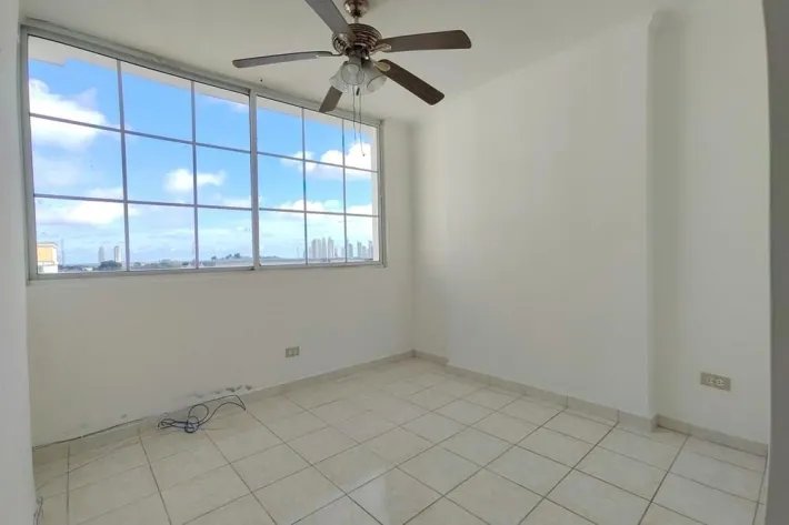 Se vende apartamento en PH Mystic Hills, El Crisol