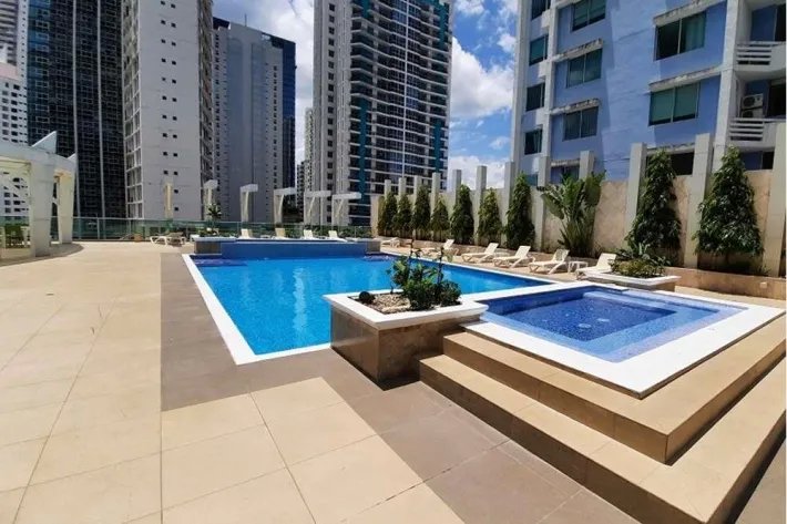 Junior Penthouse en Venta en Avenida Balboa