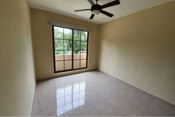 Venta de casa en Senderos, Clayton