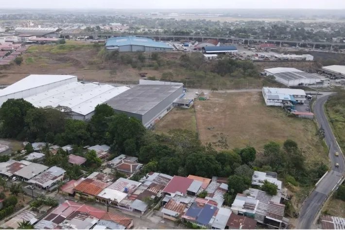 Venta de Terreno en Mañanitas, Tocumen