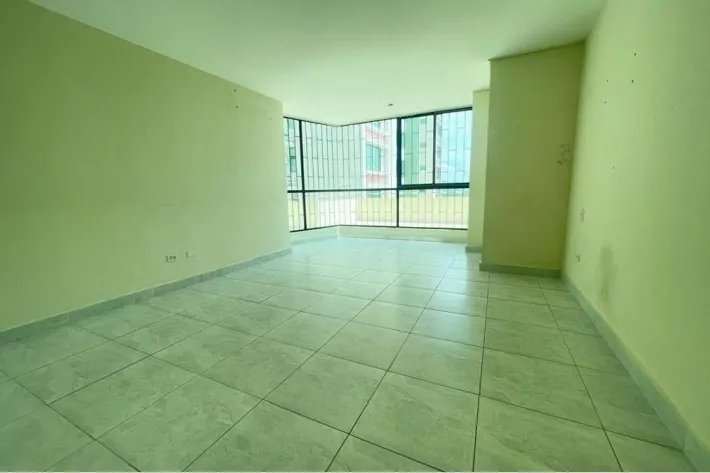 Apartamento en venta en Plaza Edison, Betania