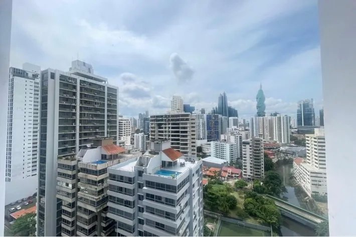 Apartamento en venta en Avenida Balboa, Panamá
