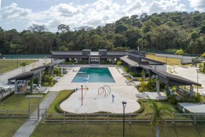 Se vende casa en Panamá Pacifico