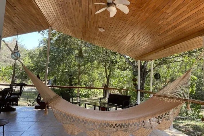 Se vende finca con cabañas en San Carlos
