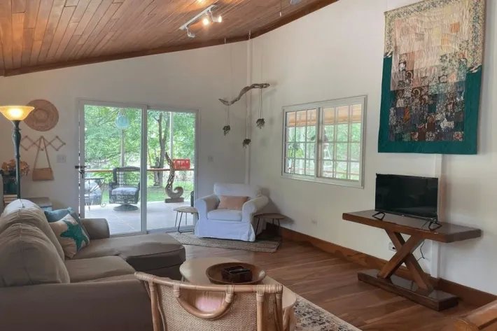 Se vende finca con cabañas en San Carlos