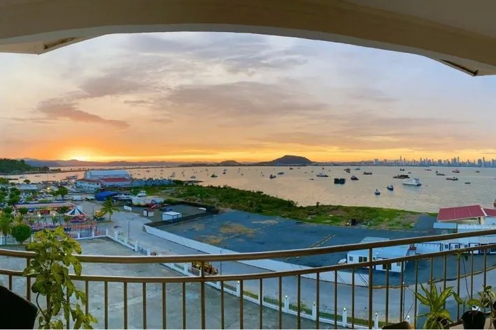 Se vende Penthouse en Causeway de Amador, Panamá