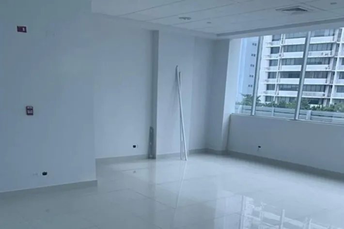 Office for rent in Vía Israel