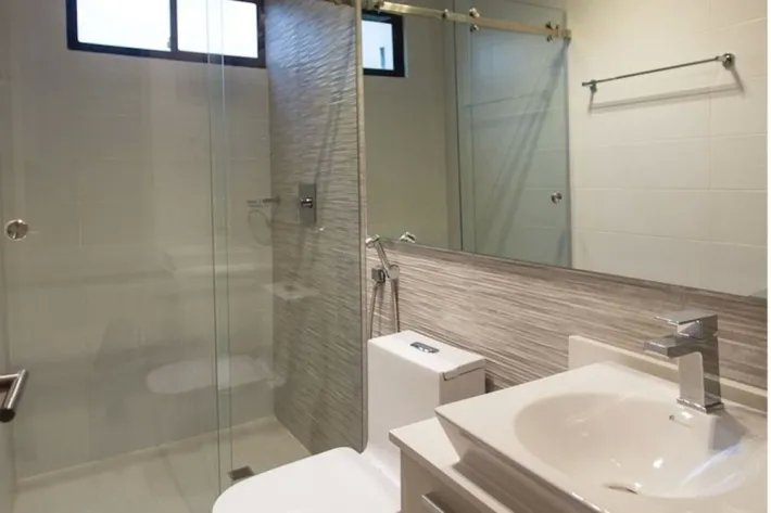 Se vende apartamento en Condado del Rey, Panamá