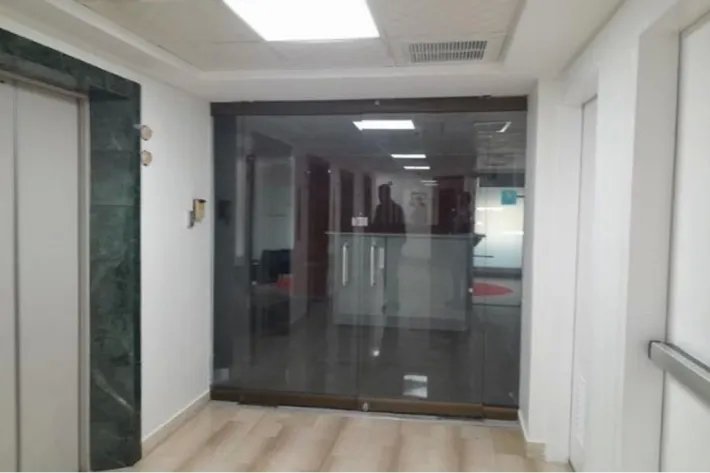 Venta oficina en Torre World Trade Center, Marbella