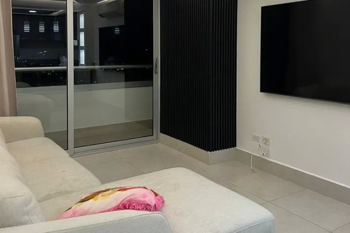 Alquiler apartamento amoblado, PH Greenwood Towers, El Bosque