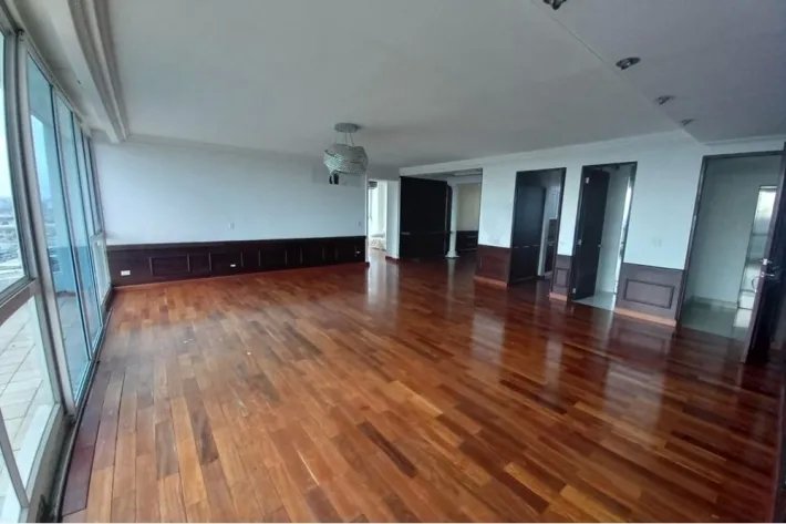 Venta de apartamento reposeído en PH The Forum, El Cangrejo