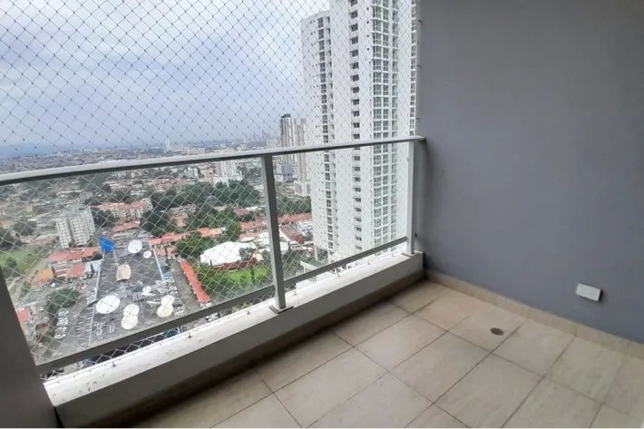 Venta de apartamento reposeído en Hato Pintado, Pueblo Nuevo, Panamá