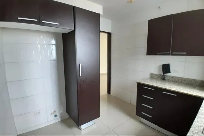 Venta de apartamento reposeído en Hato Pintado, Pueblo Nuevo, Panamá