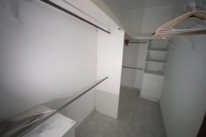 Venta de apartamento reposeído en PH Chaquira, Bella Vista