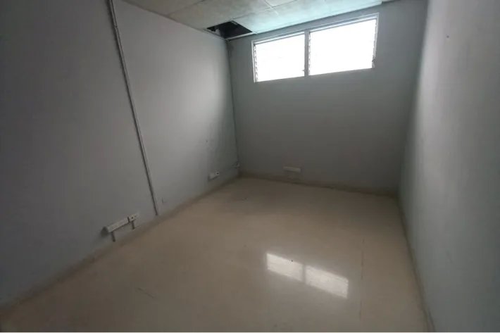 Venta de oficina reposeída en PH Donando, Bella Vista