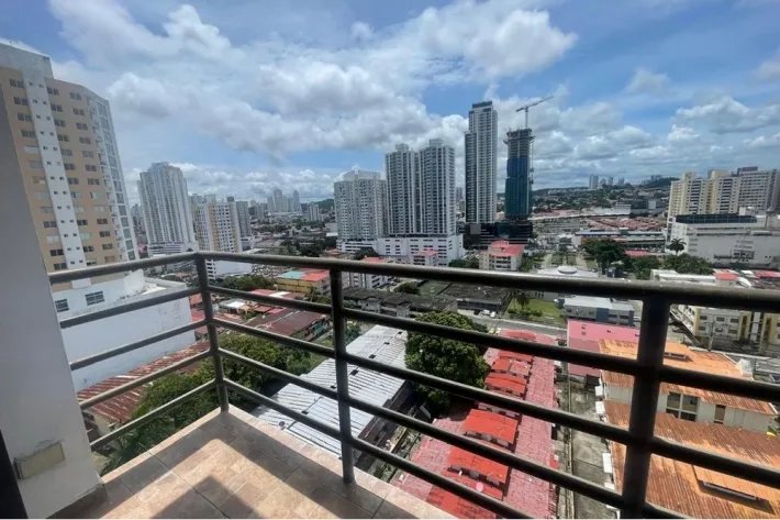 Apartamento en alquiler en Vía España