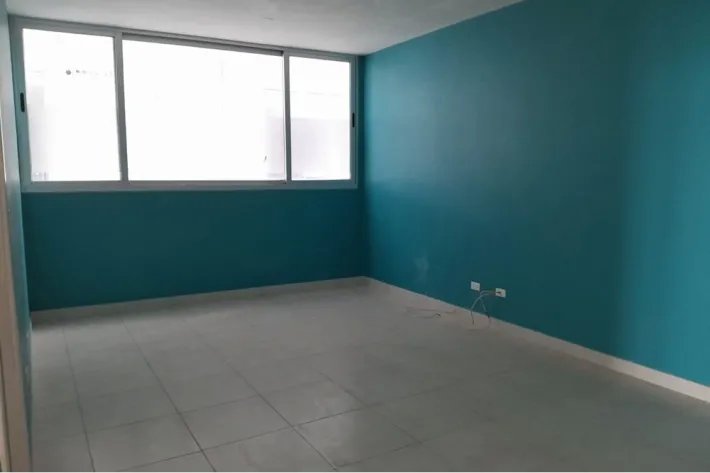 Venta de apartamento resposeído en Avenida Balboa, Bella Vista, Panamá