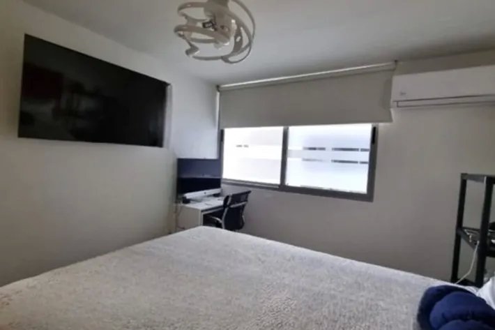 Venta de apartamento en Via España - PH Torres de Castilla
