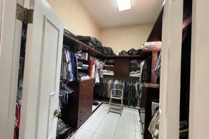 Venta de casa en urbanización Los Angeles, Betania