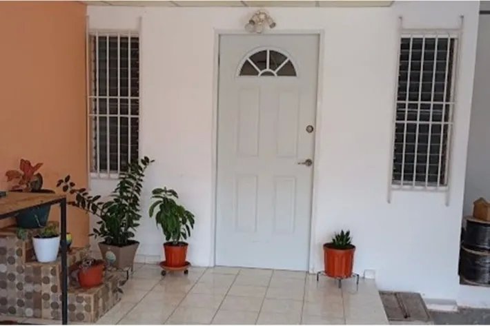 Venta de casa en La Castellana, San Miguelito