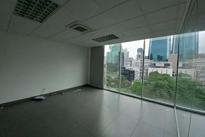 Venta de oficina reposeída en PH Office One, Obarrio