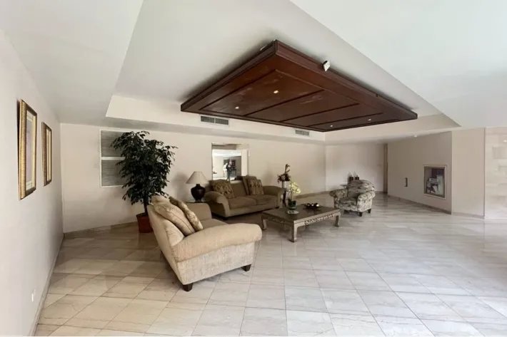 Venta de apartamento PH Vista Nova, El Cangrejo