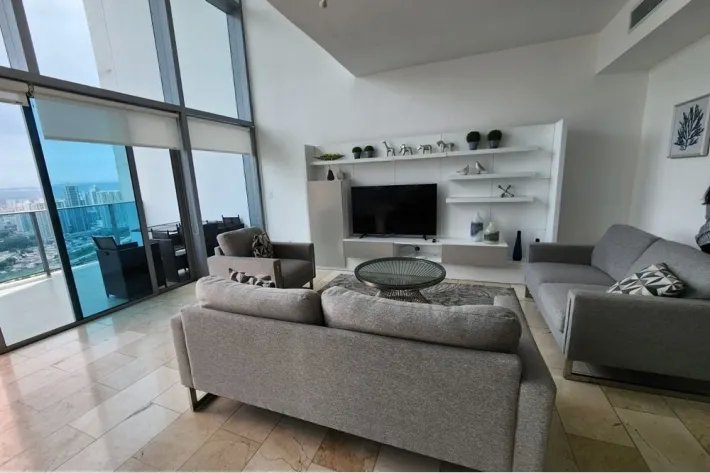 Apartment for rent in Punta Pacífica, Panama