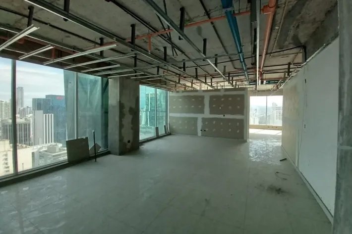 Venta de oficina reposeída en Obarrio