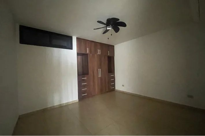 Apartamento en venta en Condado del Rey, Panamá