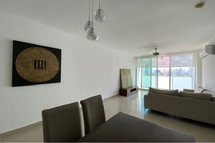 Se vende apartamento amoblado en Paitilla, Ciudad de Panamá