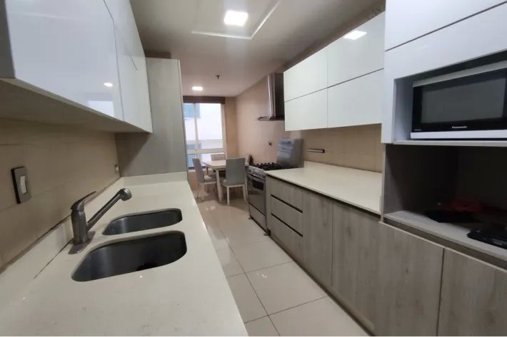 Venta de apartamento amoblado, en San Francisco