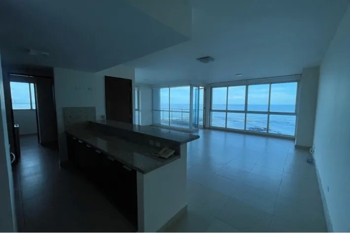 Oceanfront apartment for sale in Punta Pacifica, Panama