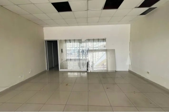 Alquiler de locales comerciales en Plaza Futuro, Avenida José Agustín Arango