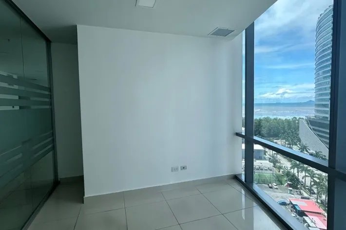Alquiler de oficina en Costa del Este, Panamá