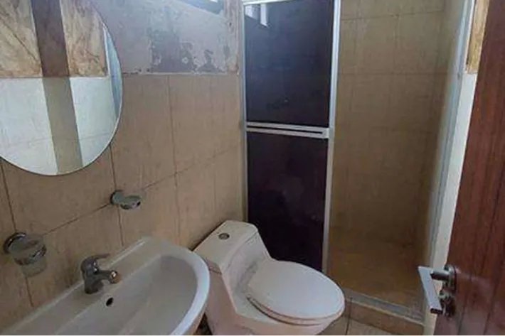 Repossessed apartment for sale in Condado del Rey, Ancon, Panama