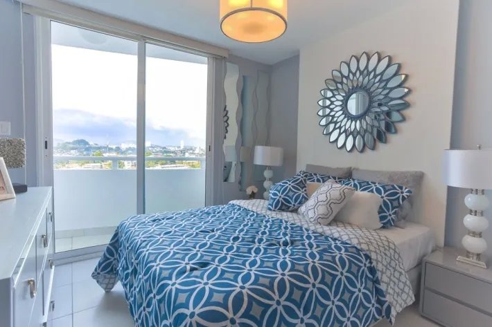 Apartment for Sale in Edison Park