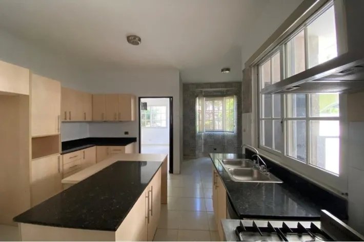 House for sale in Juan Díaz, Panama