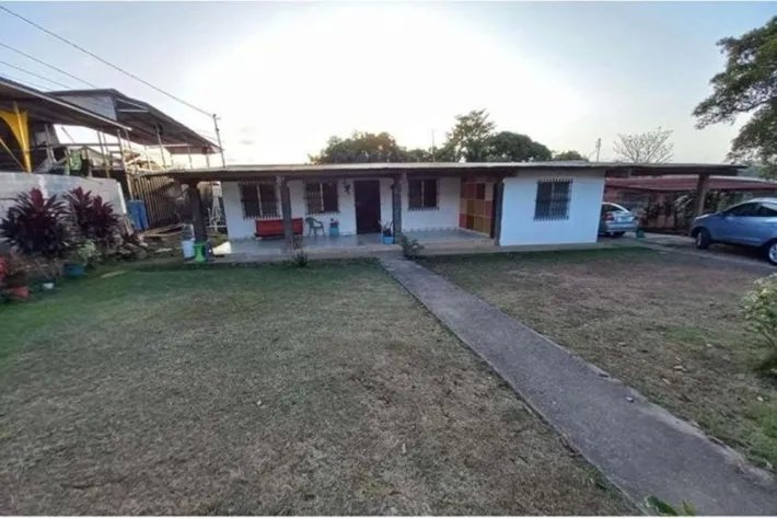 Venta de casa para uso comercial en La Chorrera, Panamá Oeste