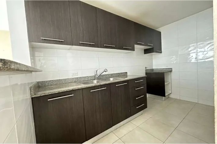 Repossessed apartment for sale in Betania, Panamá
