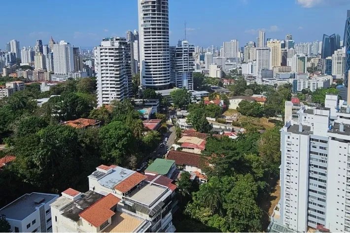 Apartment for sale in PH. SIGNATURE POINT, La Cresta, Bella Vista