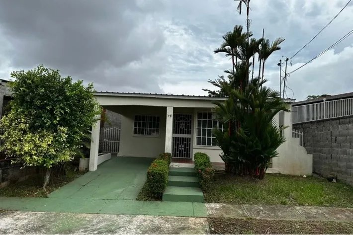 Casa en venta en Urbanización Las Perlas, La Chorrera