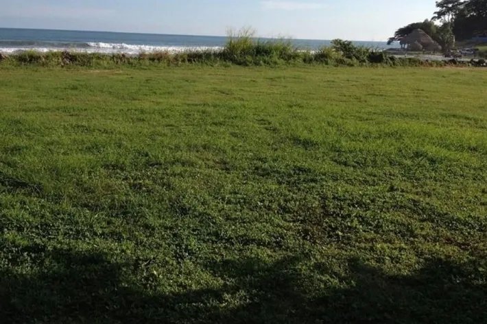 Oceanfront land lot for sale in Punta Roca, San Carlos