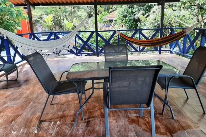 House with pool for sale in Altos del Maria, Panama