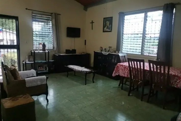 Se vende casa en Miraflores, Betania