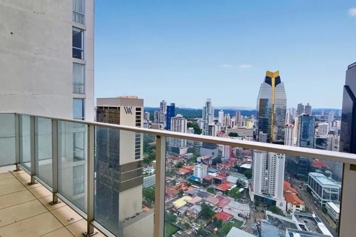 Venta de apartamento en PH Waters On the Bay, Avenida Balboa