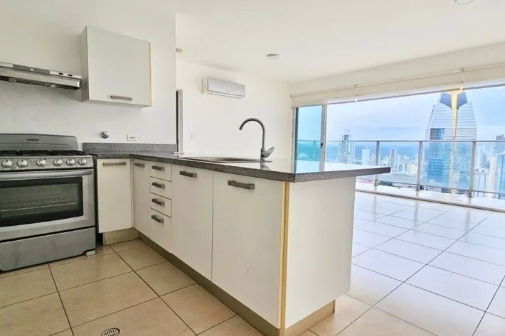 Venta de apartamento en PH Waters On the Bay, Avenida Balboa