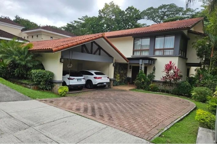 Venta de casa en Parque Residencial Camino de Cruces, Ancón