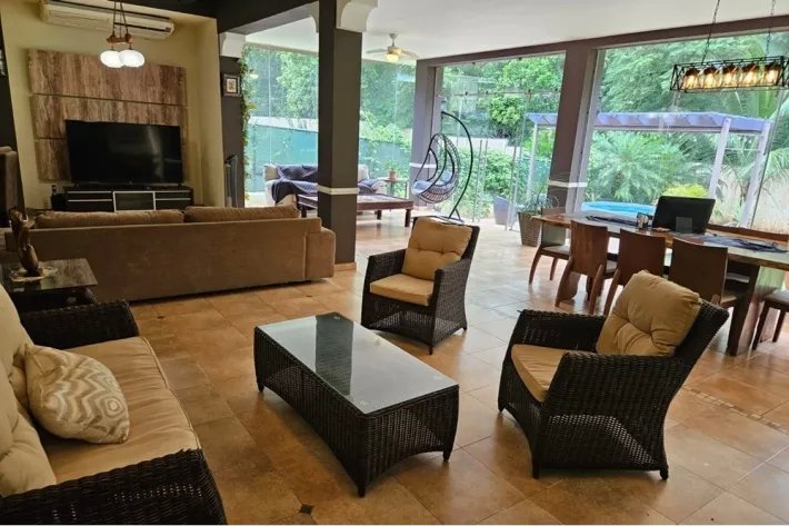House for sale in Camino de Cruces Residential Park, Ancon